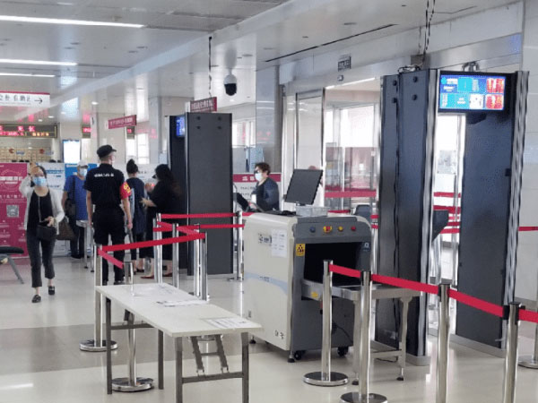 公共場(chǎng)所安檢門安檢機(jī)